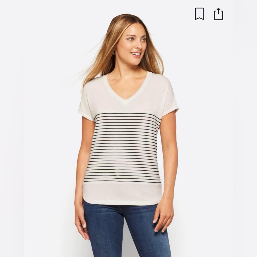 Soft spring/summer tee by Pink Clover from Stitch Fix.
Size XL
EUC